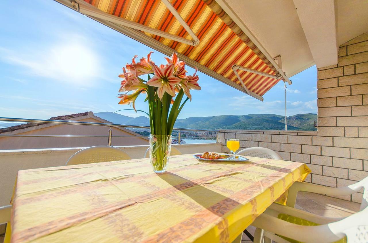 Apartment Ive Trogir Exterior foto