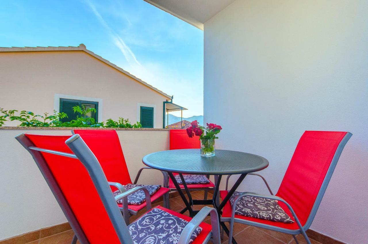 Apartment Ive Trogir Exterior foto
